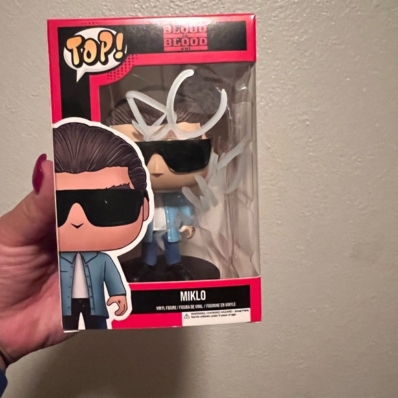 Miklo Vinyl Figure with Sunglasses